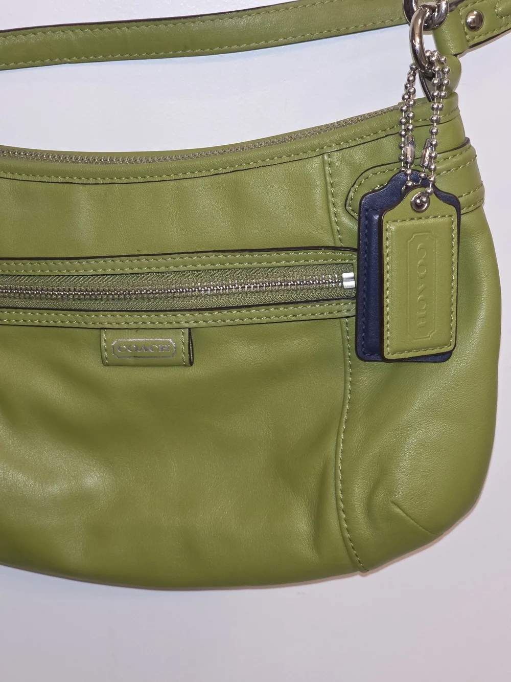 COACH Purse Olive Green Patent Leather Crossbody/Shoulder Bag F15141